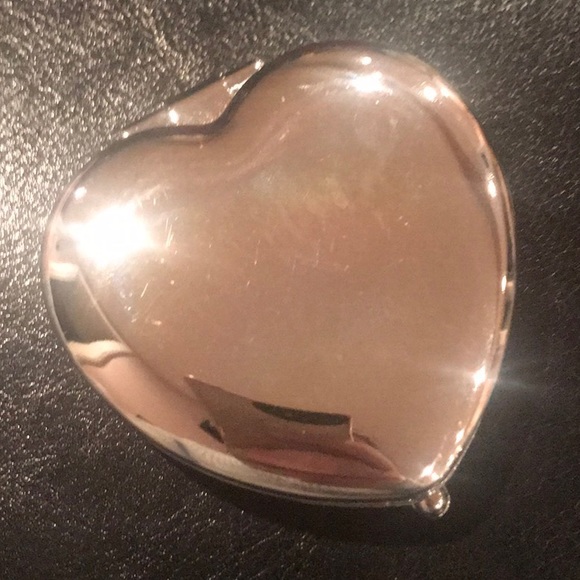 Compact mirror - Picture 2 of 3